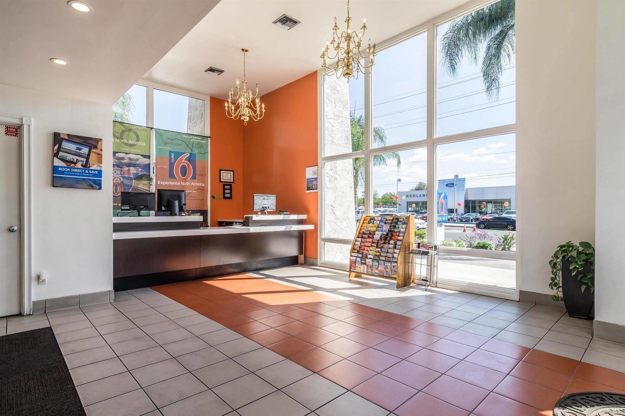 Motel 6-Redlands, Ca Zewnętrze zdjęcie