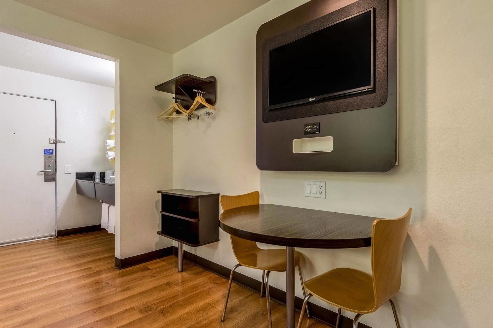 Motel 6-Redlands, Ca Zewnętrze zdjęcie