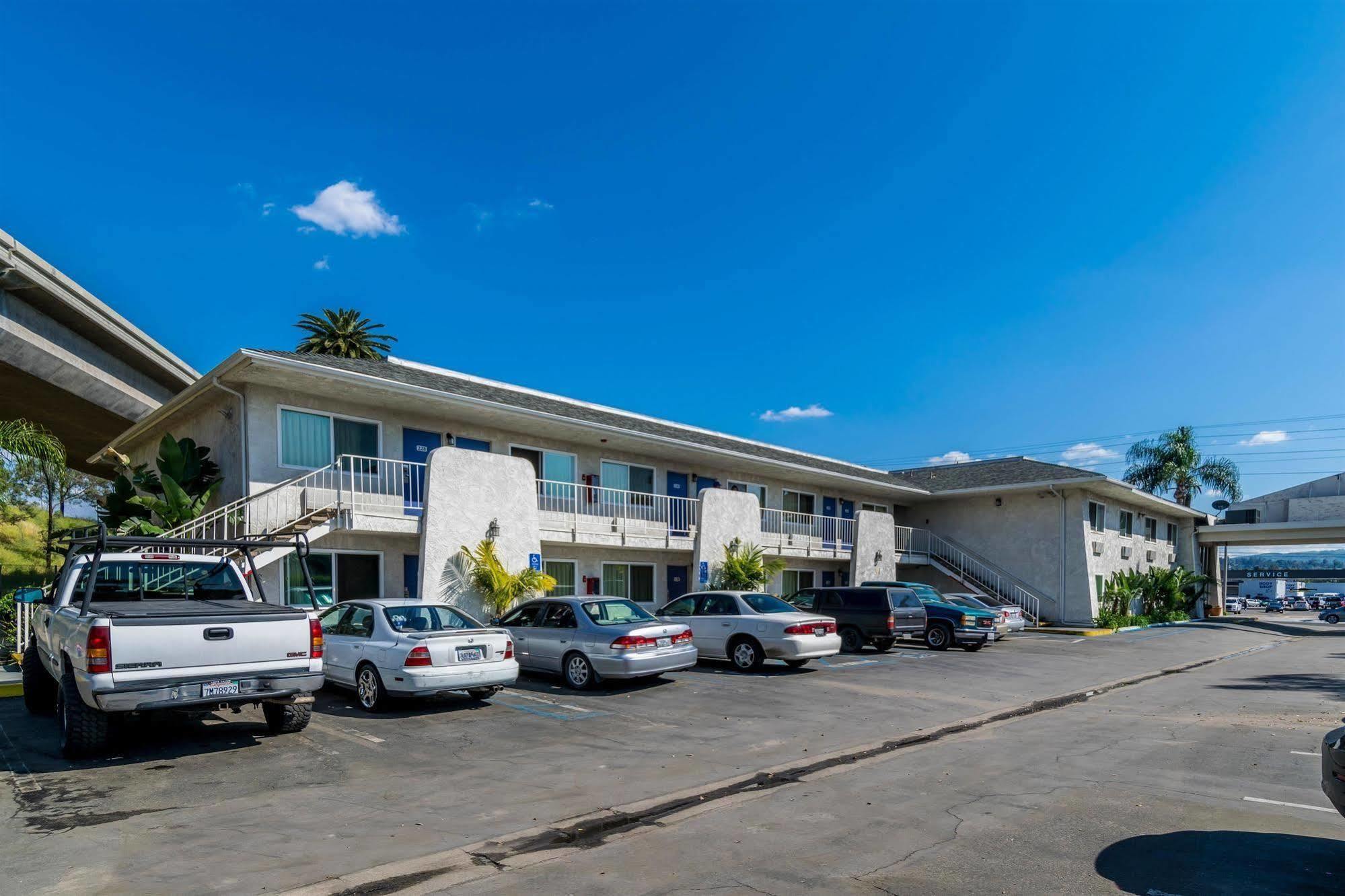 Motel 6-Redlands, Ca Zewnętrze zdjęcie